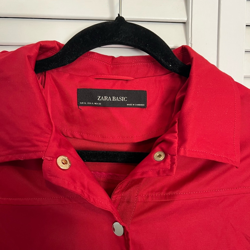 NWT!!! ZARA basic red lightweights jacket. - Picture 2 of 9